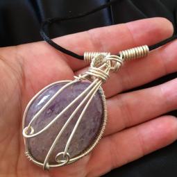 collier améthyste-cuivre plaqué argent, améthyste-35 euros-plus de photos sur demande-envoi possible